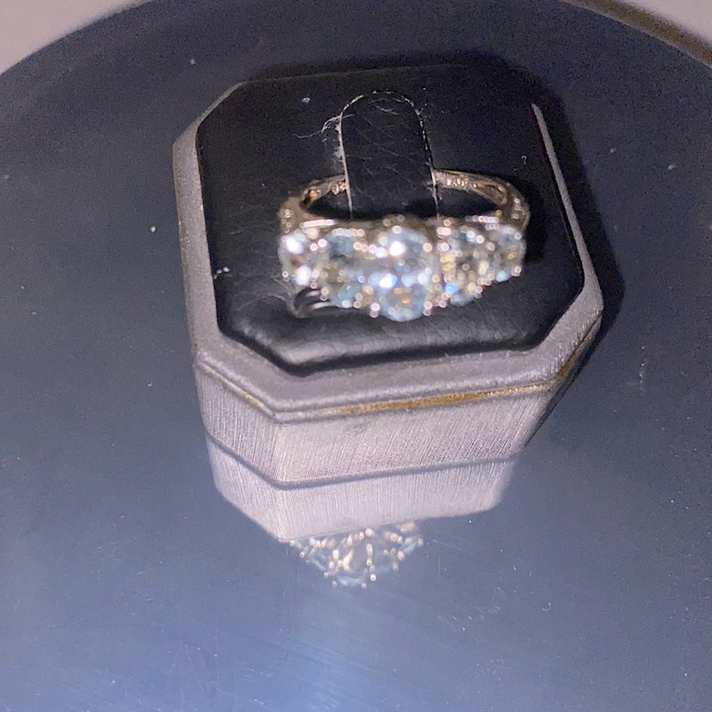 💎💎 5 Stone Aquamarine 💎💎